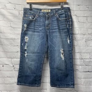 BKE Sabrina distressed capri jeans size 31